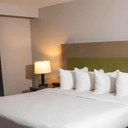 Country Inn & Suites By Radisson, Erie, Pa Kearsarge Exteriör bild