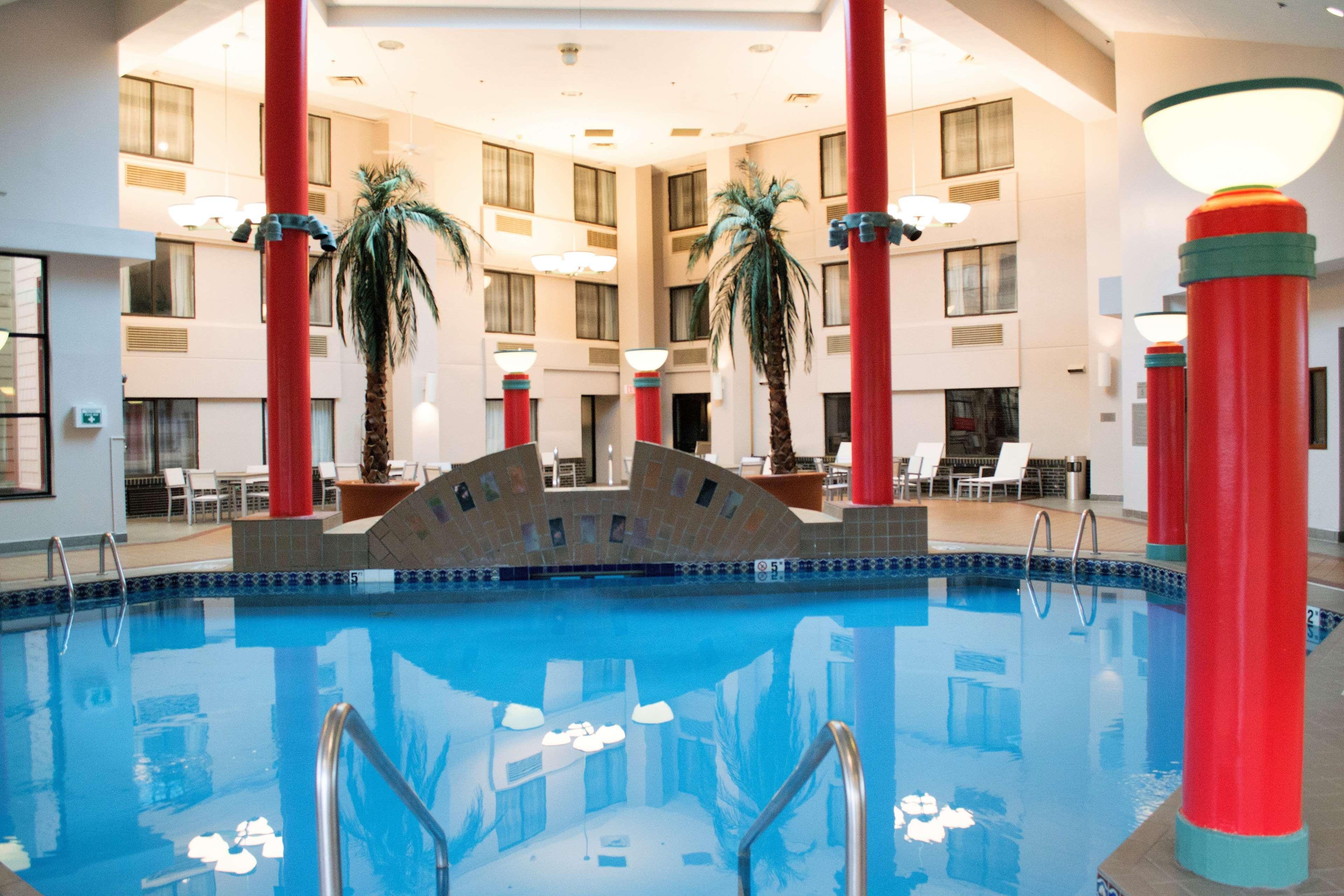 Country Inn & Suites By Radisson, Erie, Pa Kearsarge Exteriör bild
