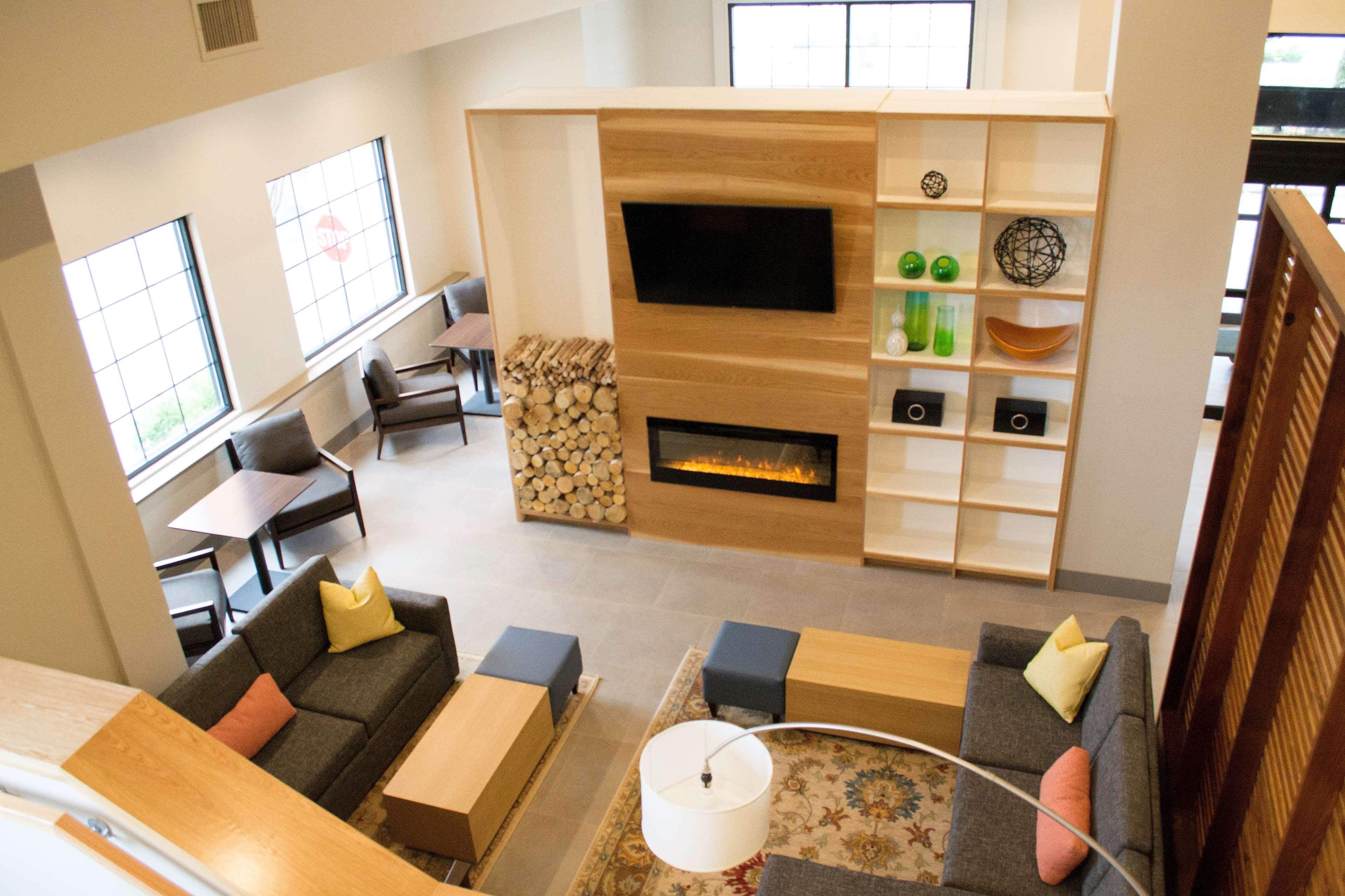 Country Inn & Suites By Radisson, Erie, Pa Kearsarge Exteriör bild