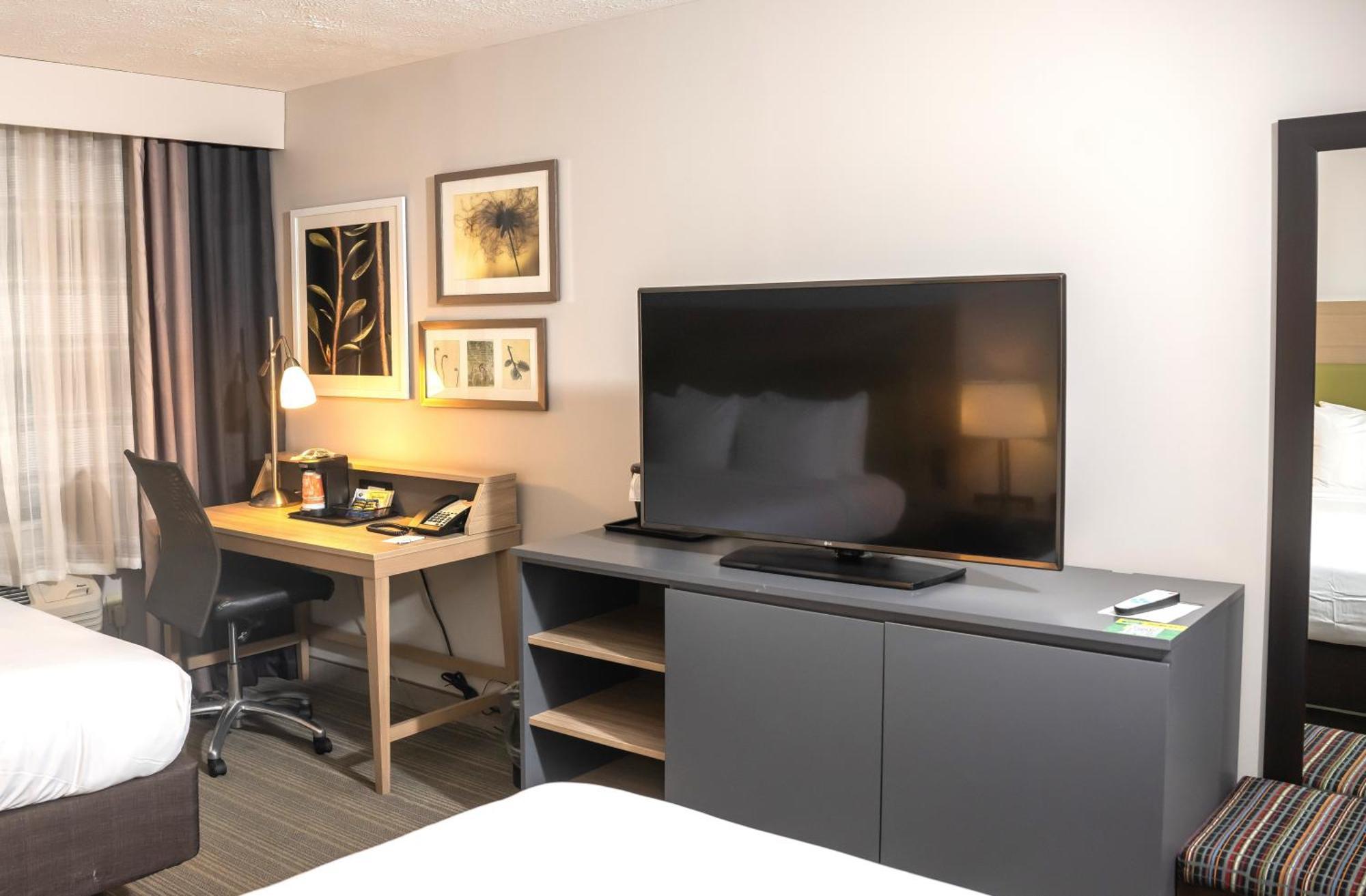 Country Inn & Suites By Radisson, Erie, Pa Kearsarge Exteriör bild