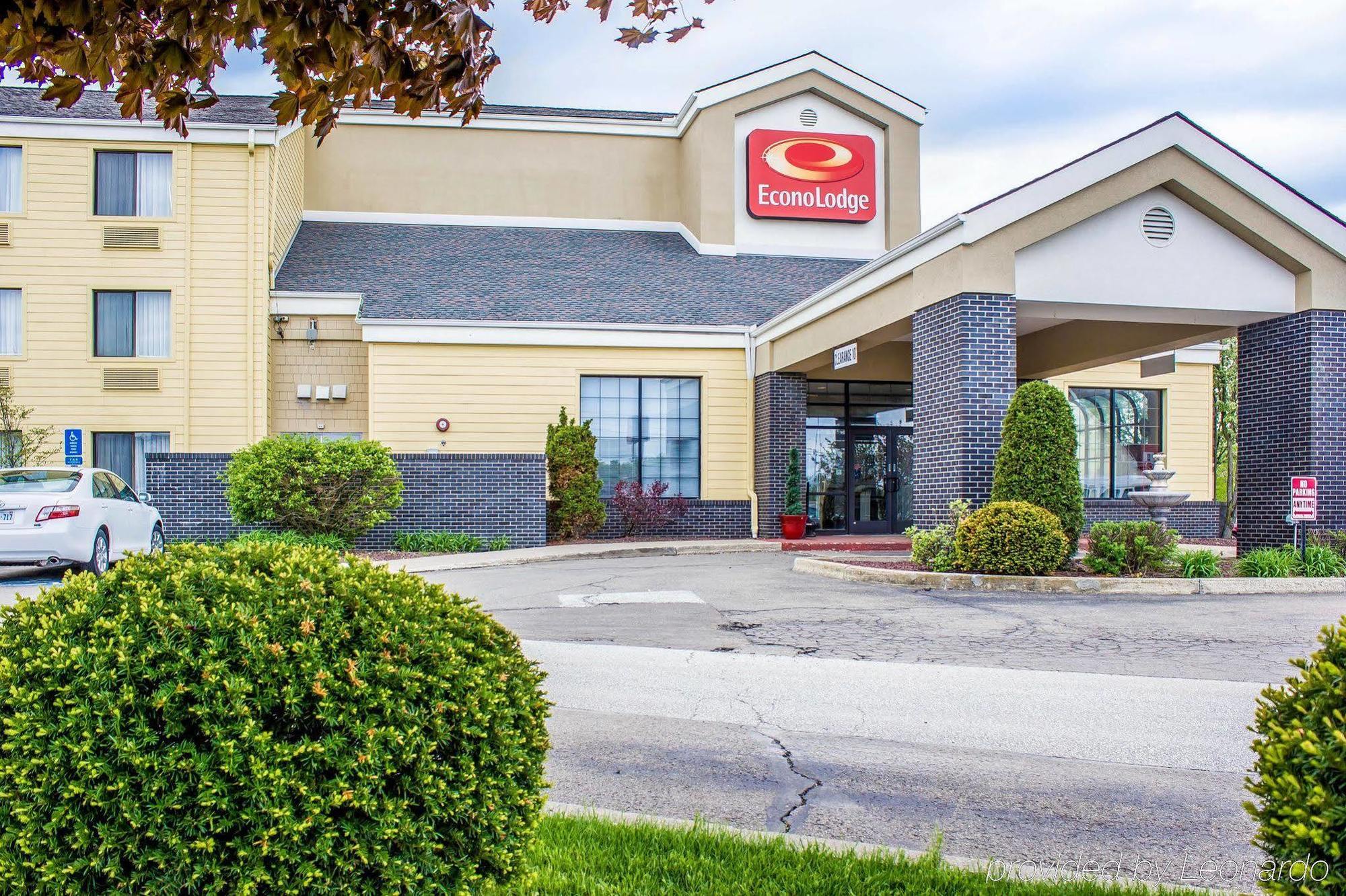 Country Inn & Suites By Radisson, Erie, Pa Kearsarge Exteriör bild