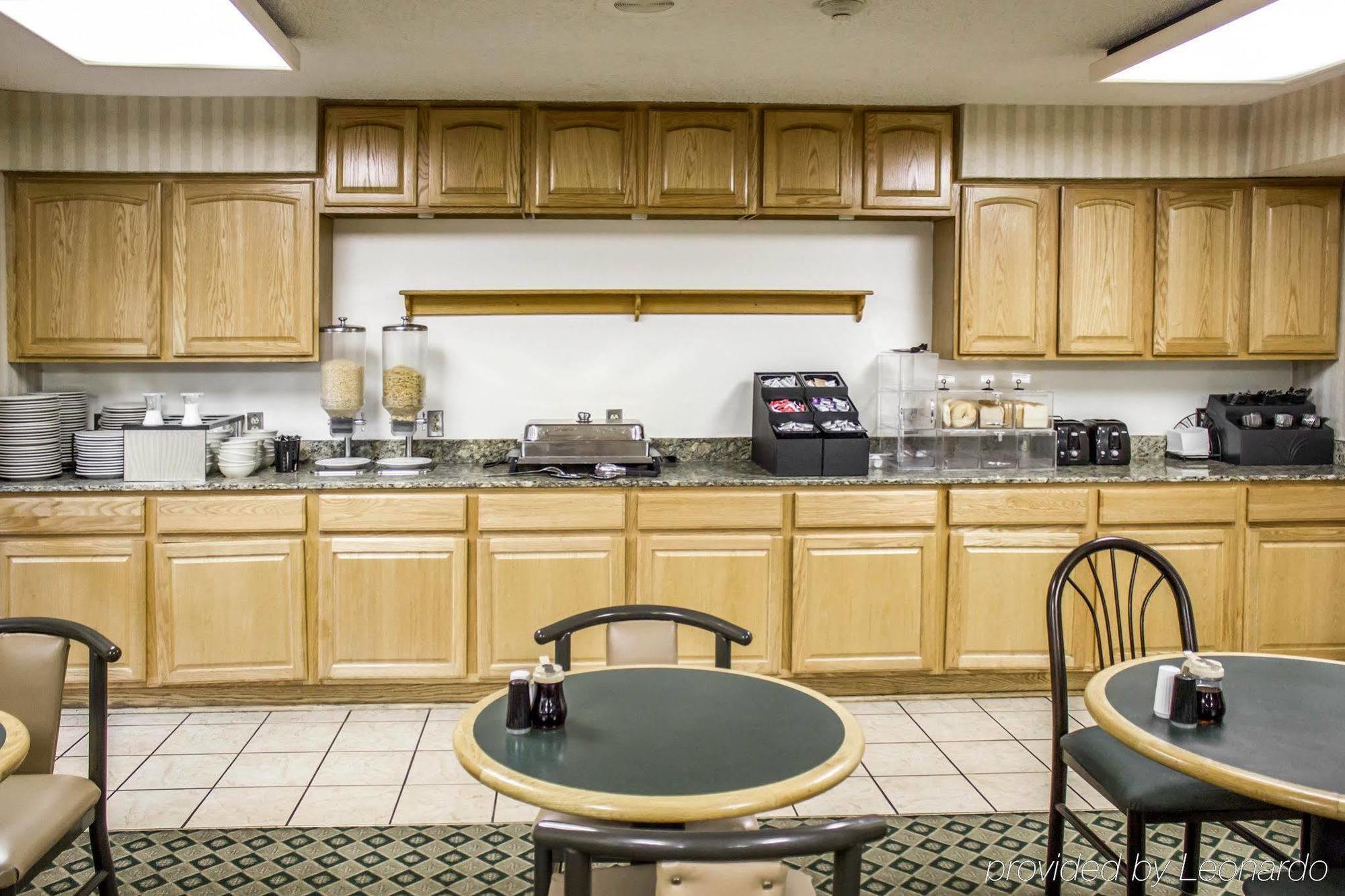 Country Inn & Suites By Radisson, Erie, Pa Kearsarge Exteriör bild