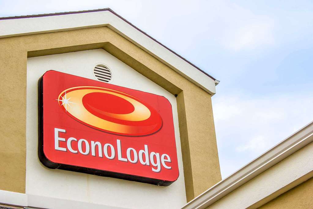 Country Inn & Suites By Radisson, Erie, Pa Kearsarge Exteriör bild