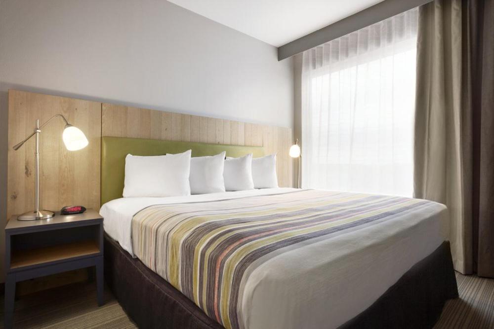 Country Inn & Suites By Radisson, Erie, Pa Kearsarge Exteriör bild